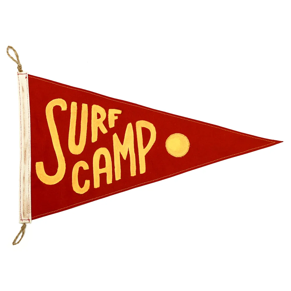 Fanion Surf Camp
